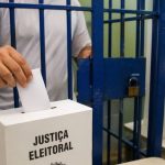 Direito ao voto de pessoas reclusas no Brasil: desafios, limitações e a efetividade da cidadania eleitoral no sistema prisional