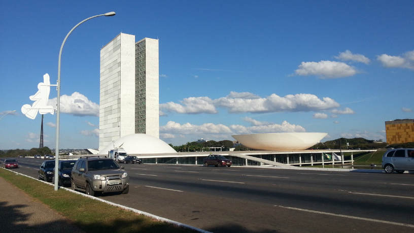 Política de incentivo à fabricação de motores ganha força no Senado e pode redefinir a indústria brasileira