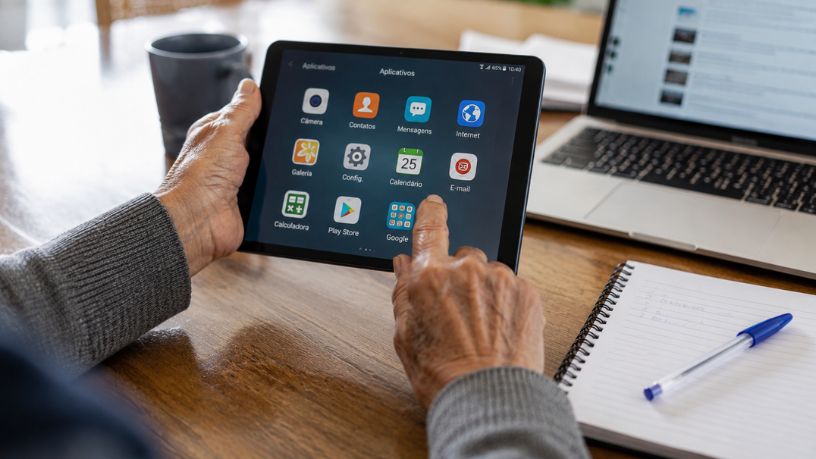 Tecnologia e inclusão digital: pesquisa alagoana mostra como idosos podem ganhar autonomia no mundo conectado