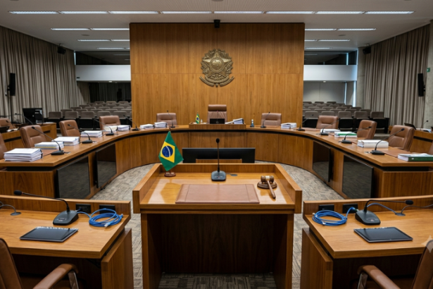 TSE define regras inéditas para uso de inteligência artificial nas eleições de 2026